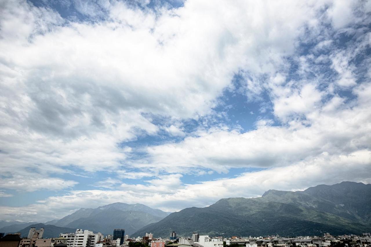 天璽商務飯店 Cullinan Hotel Hualien Exterior foto