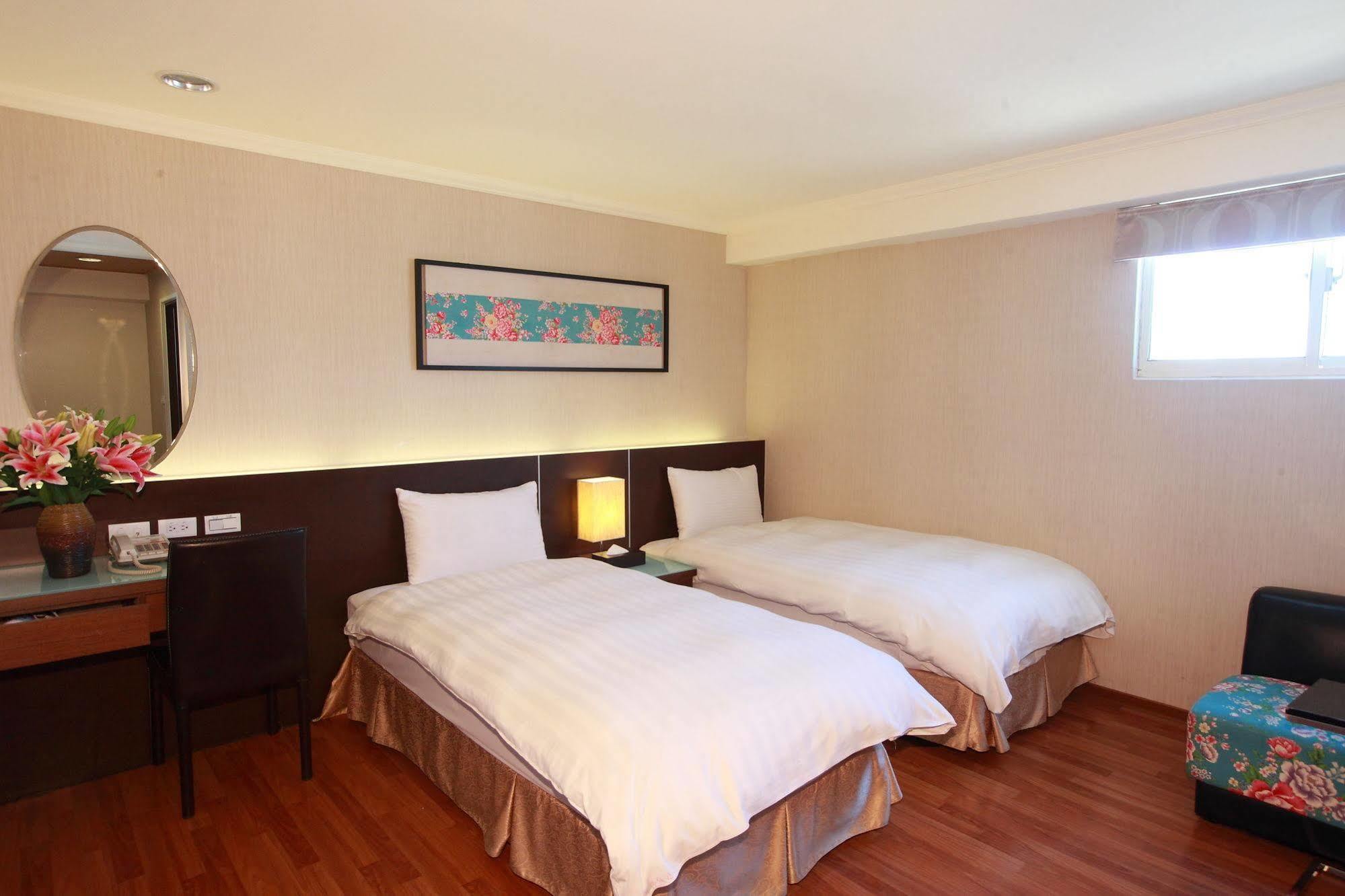 天璽商務飯店 Cullinan Hotel Hualien Exterior foto